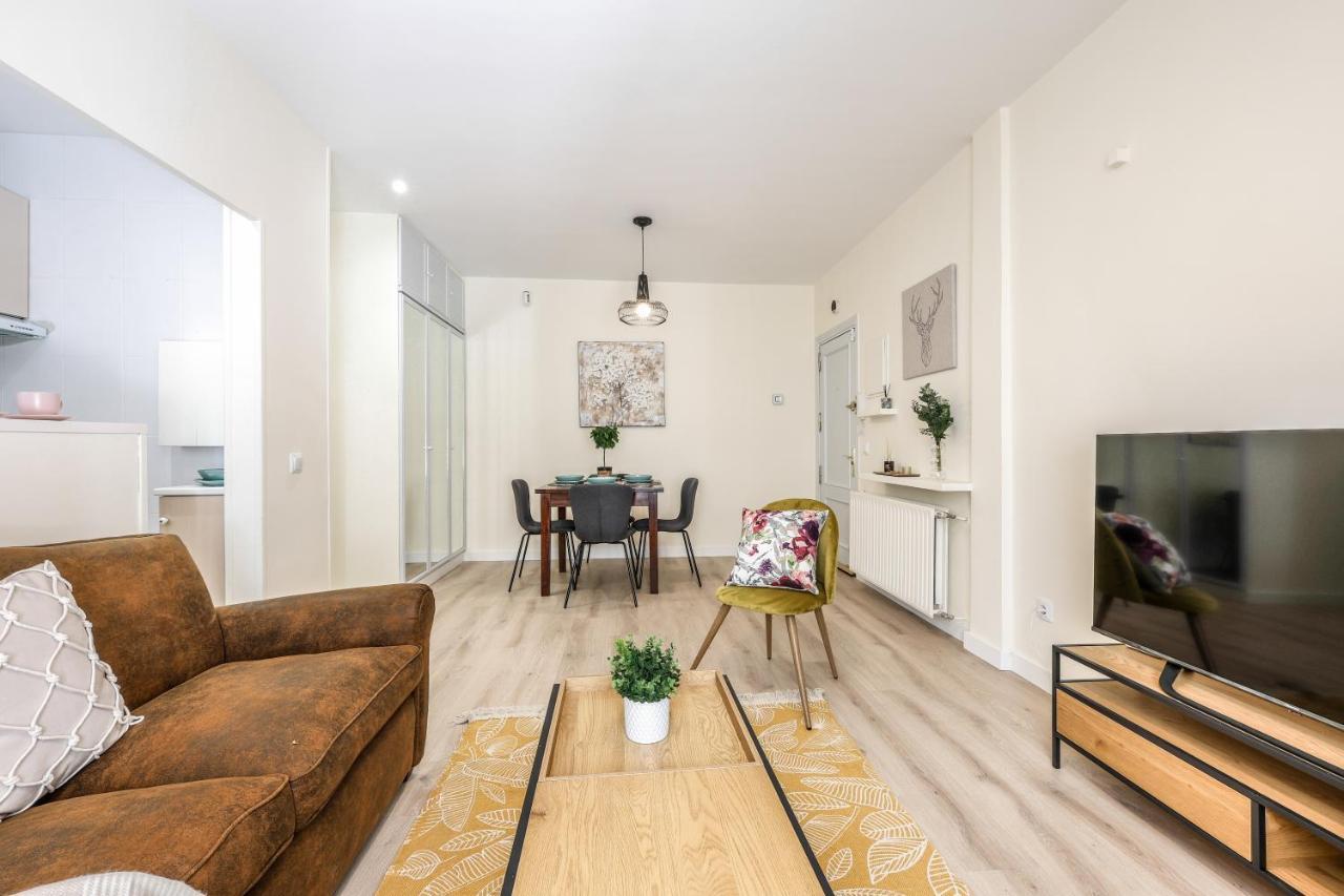 Tirso De Molina Apartment Madrid Exterior photo